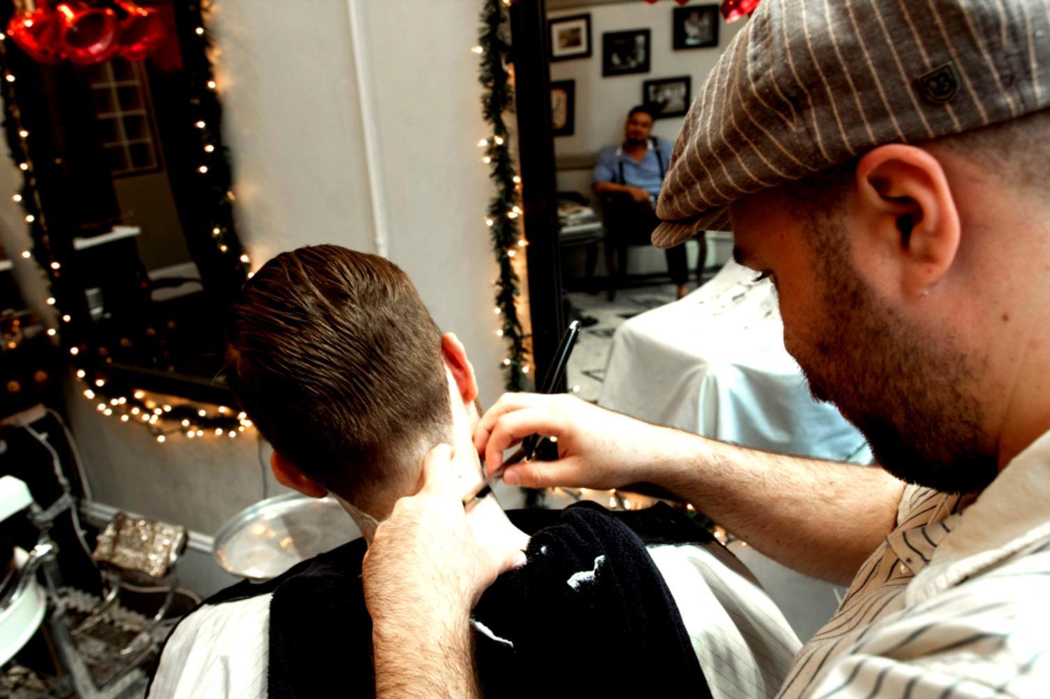 Moderne Schnitttechniken im Trainingssalon